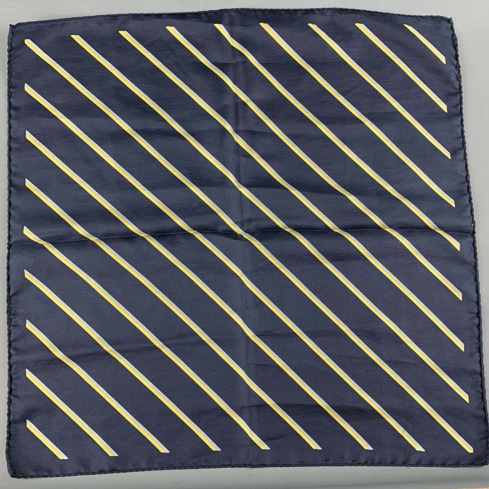 VINTAGE Navy Yellow Silk Pocket Square - Picture 3 of 3